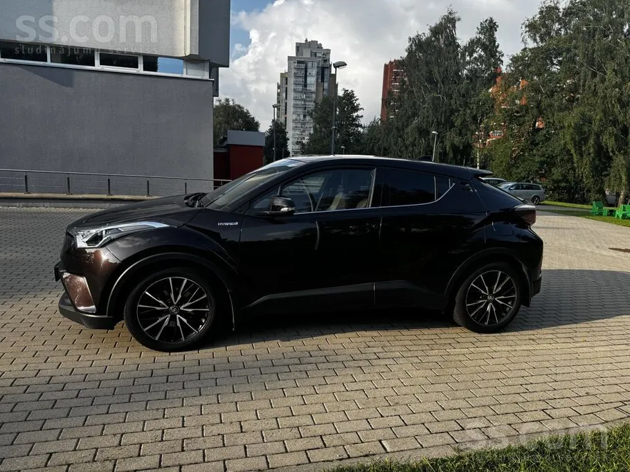 Toyota C-Hr 2019 photo 3