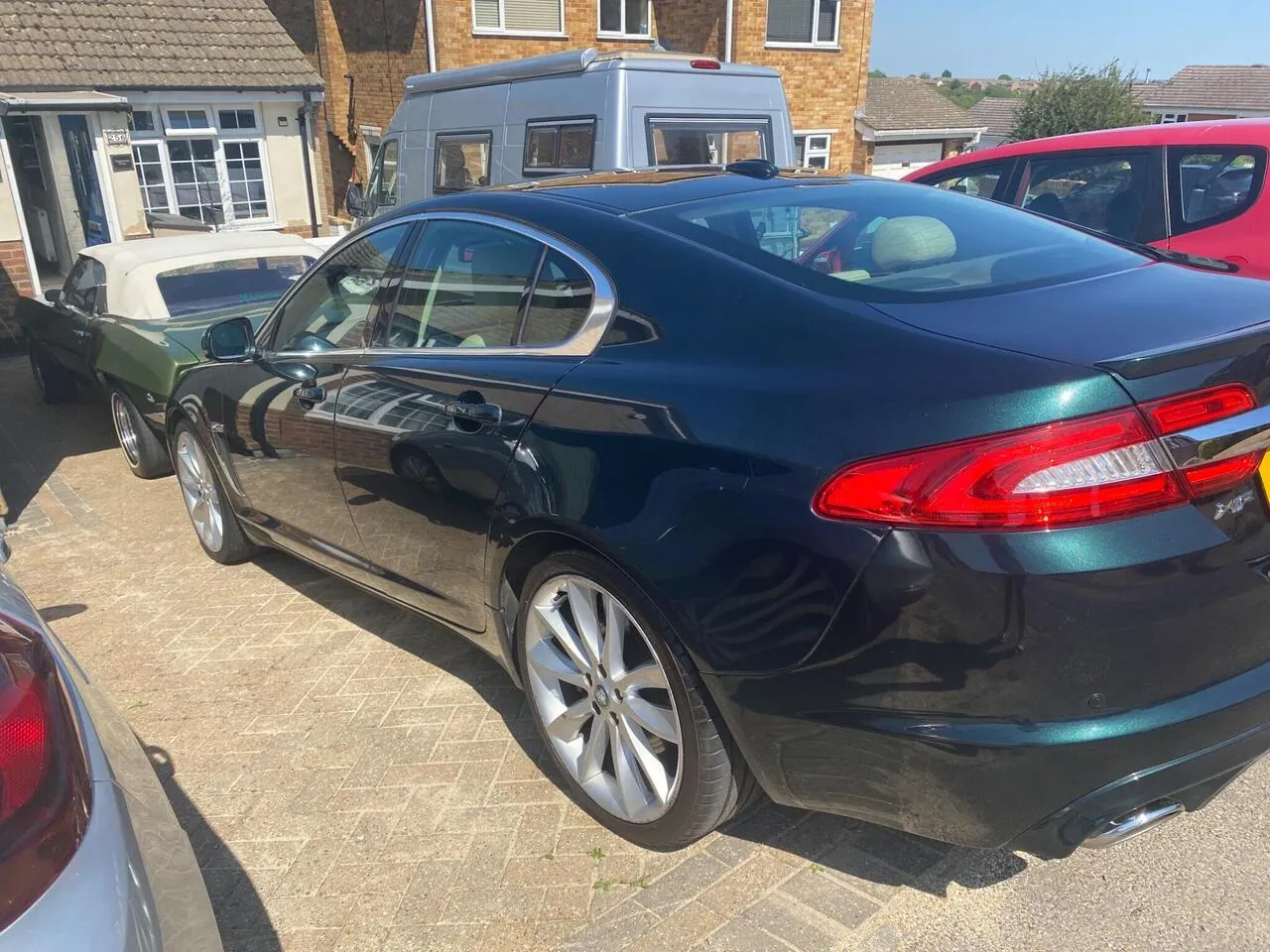 Jaguar Xf 2012 photo 4