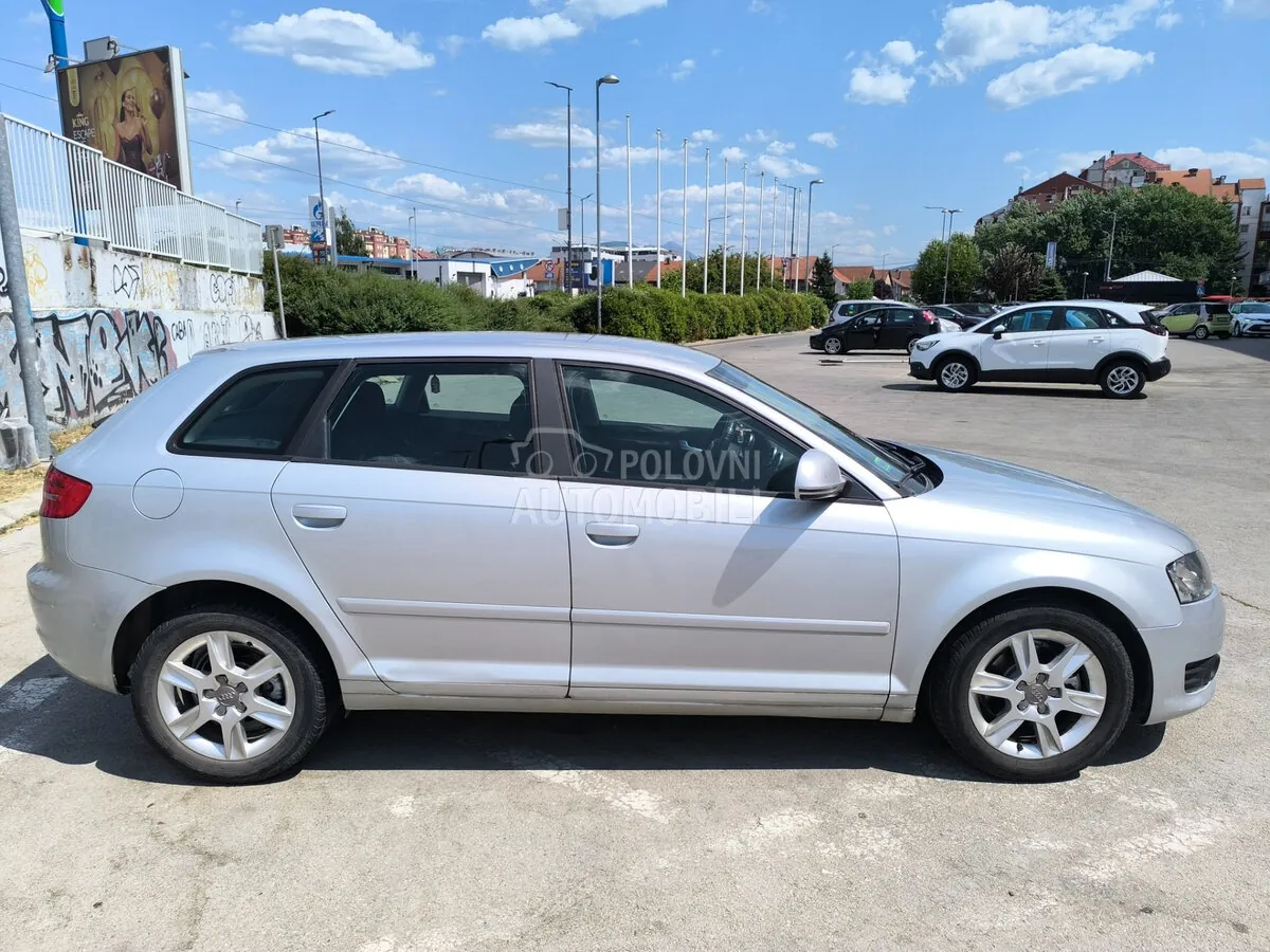 Audi A3 2010 photo 5