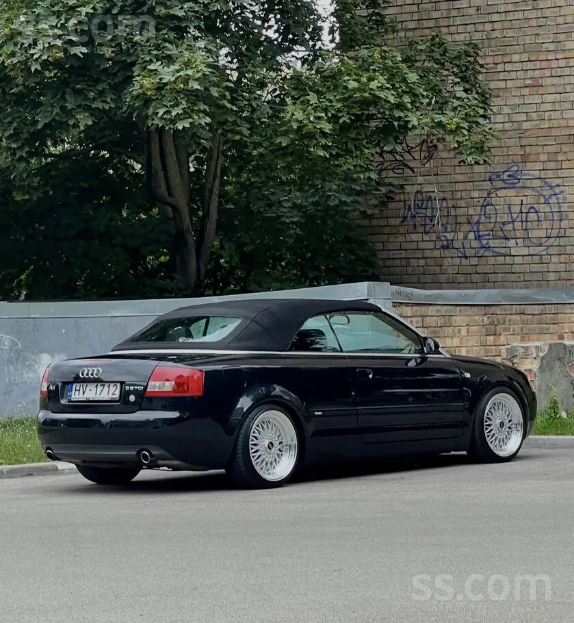 Audi Cabrio 2005 photo 2
