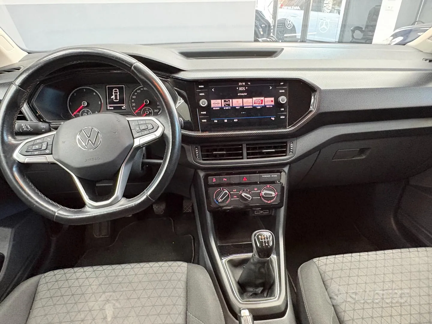Volkswagen T-Cross 2019 photo 5