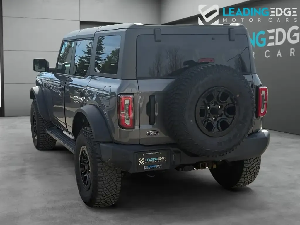 Ford Bronco 2022 photo 3