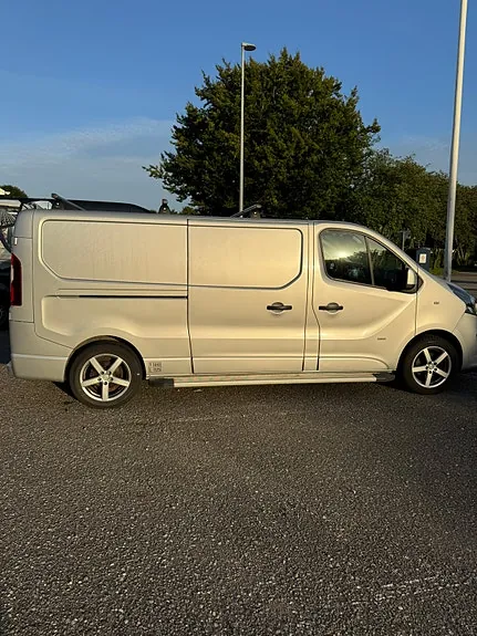 Opel Vivaro 2016 photo 4