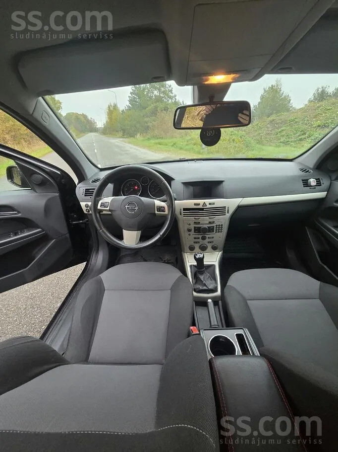 Opel Astra 2008 photo 4