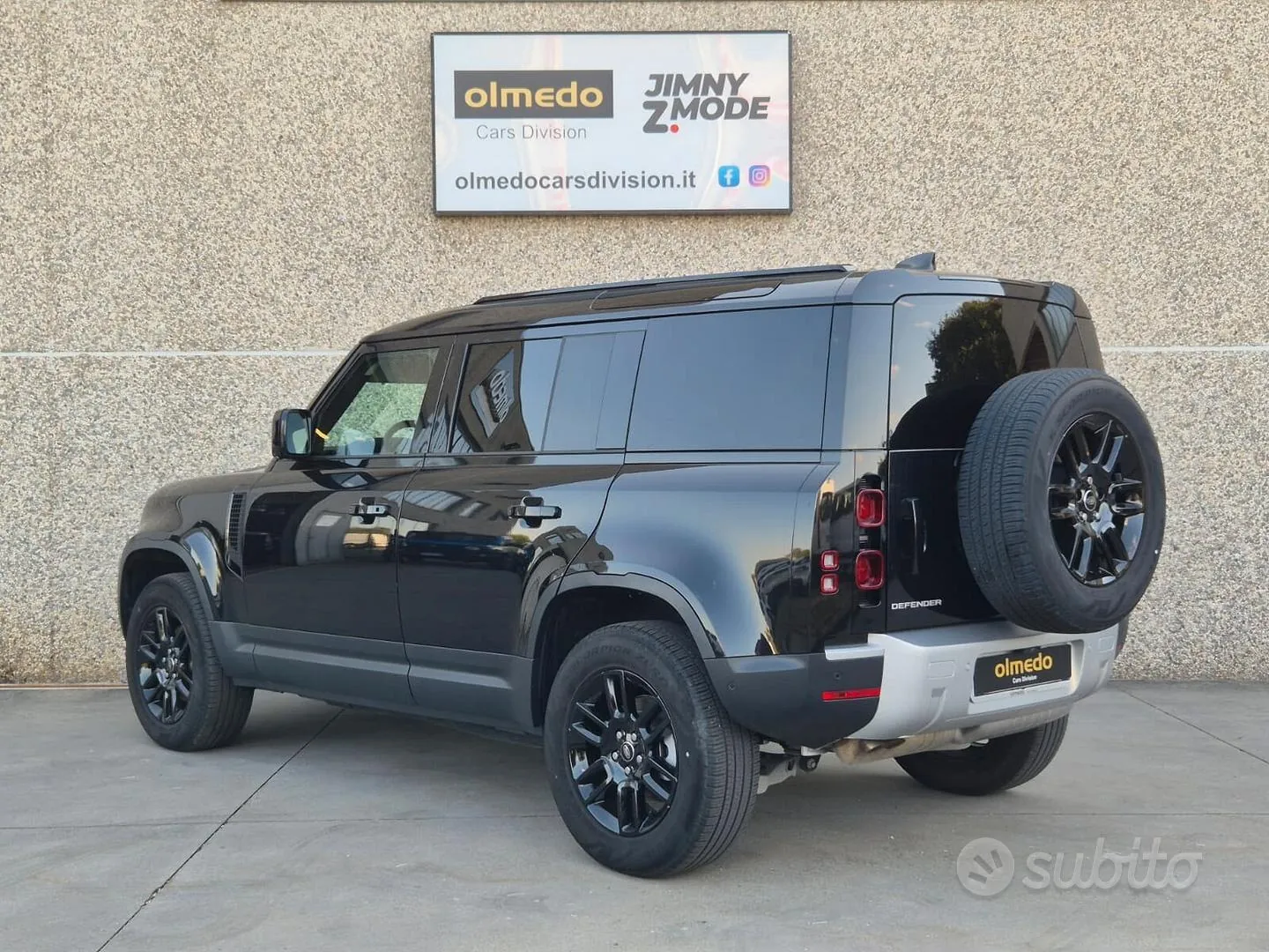 Land Rover Defender 2023 photo 4