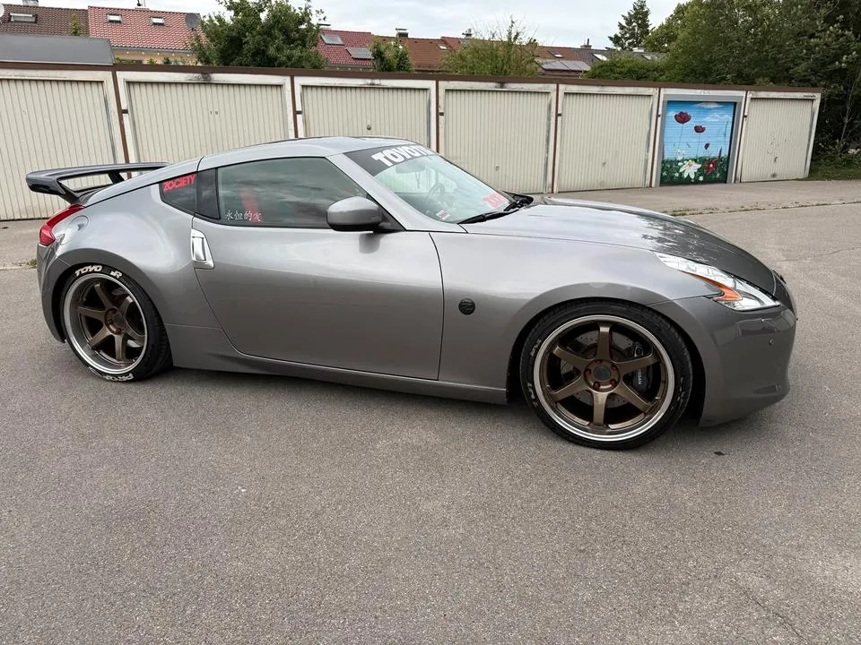 Nissan 370Z