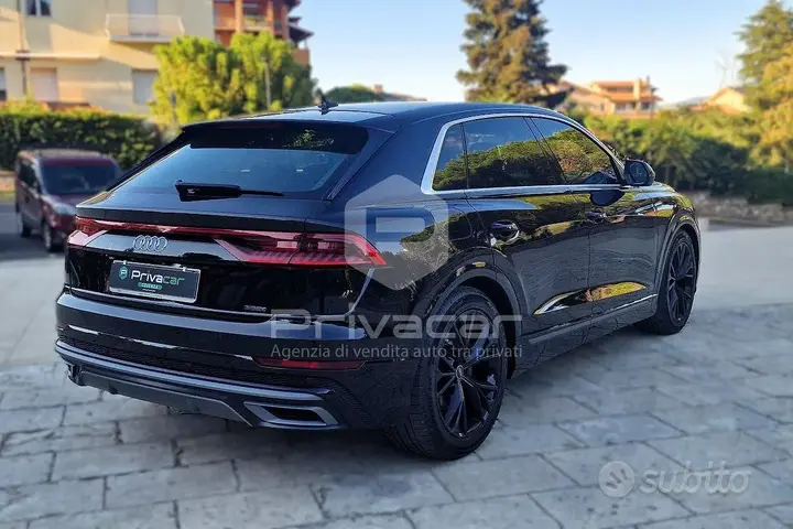Audi Q8 2021 photo 5