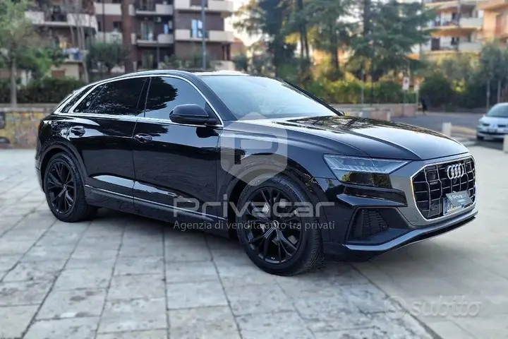 Audi Q8 2021 photo 3