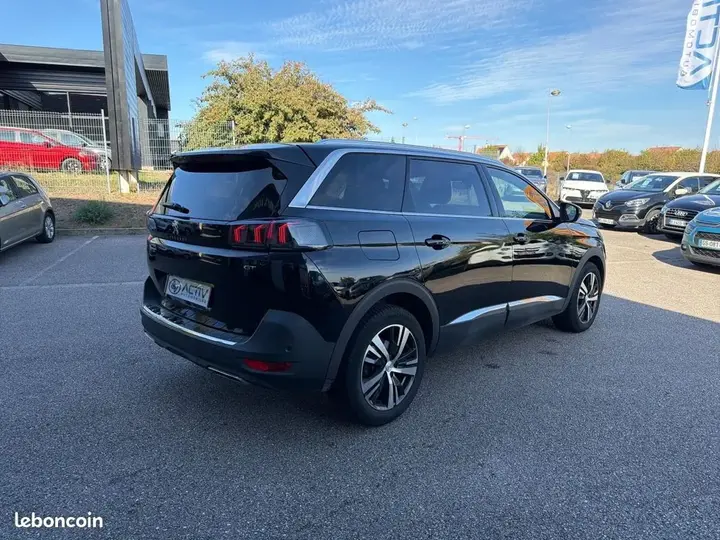Peugeot 5008 2022 photo 5