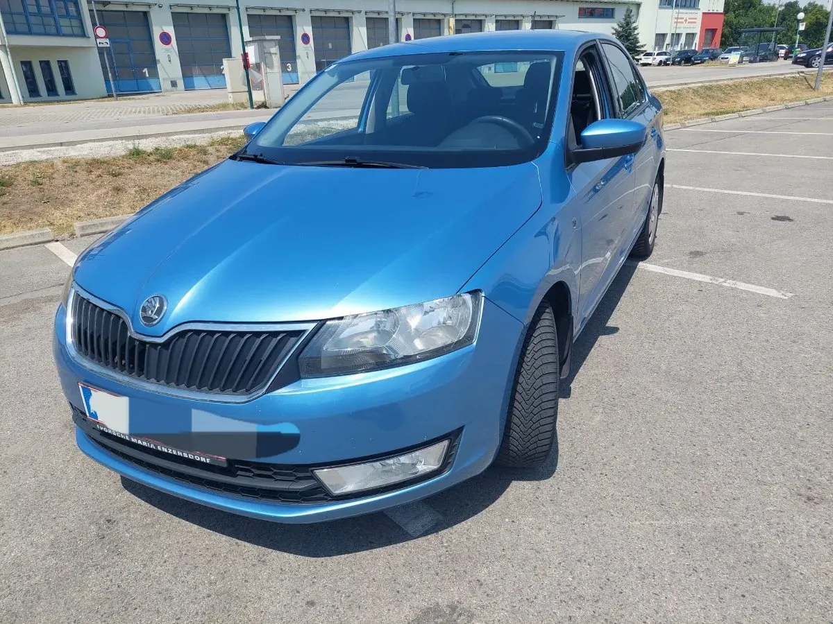 Skoda Rapid 2013 photo 2