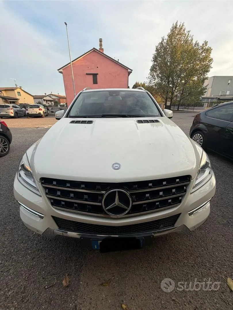 Mercedes-Benz Ml 250 Bluetec 2012 photo 2