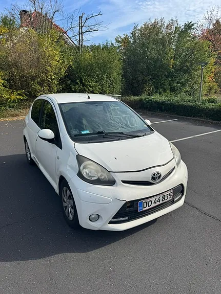 Toyota Aygo 2012 photo 5