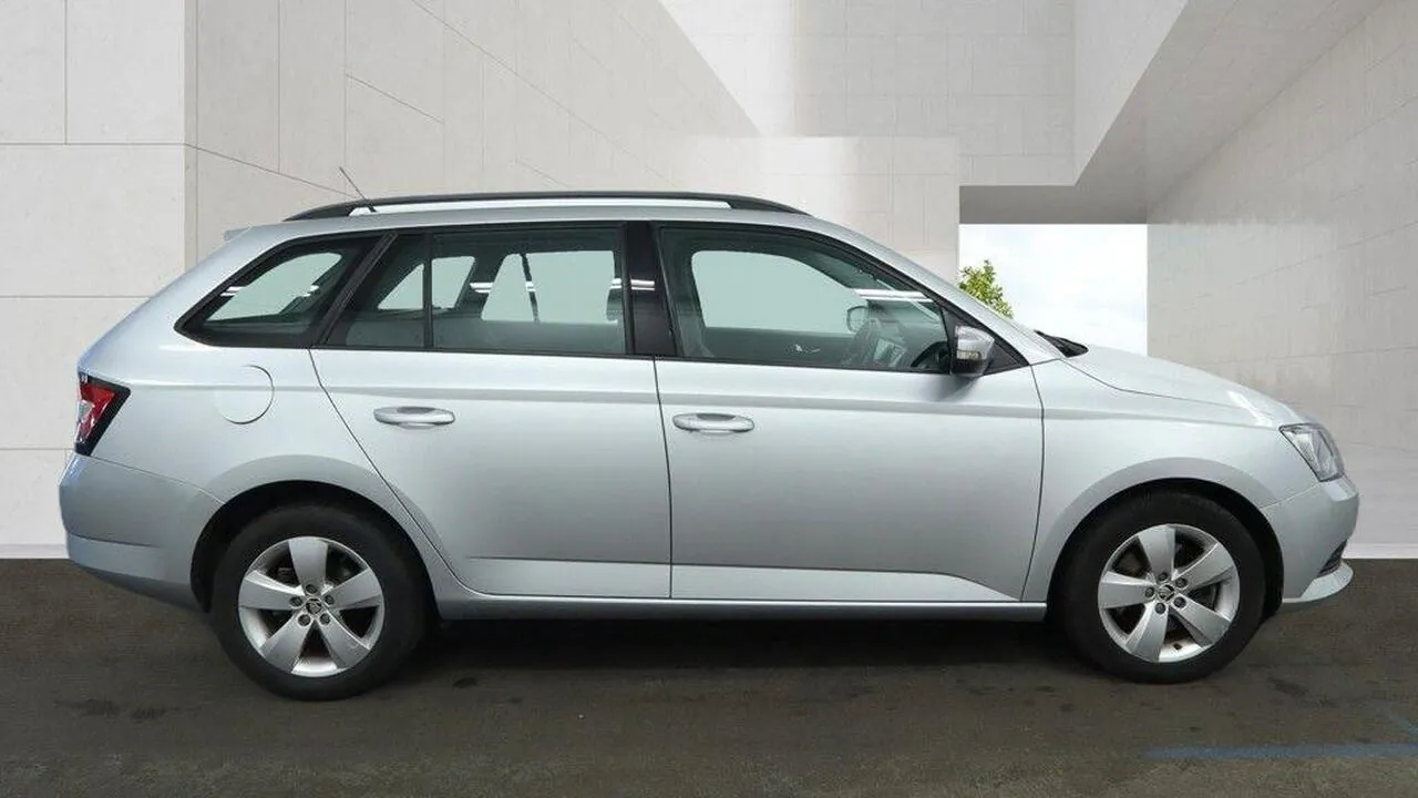 Skoda Fabia 2017 photo 3