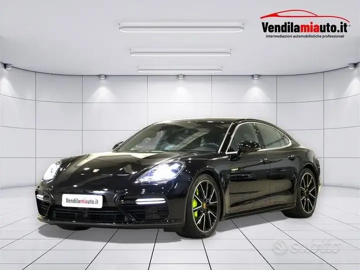 Porsche Panamera 2018 photo 2