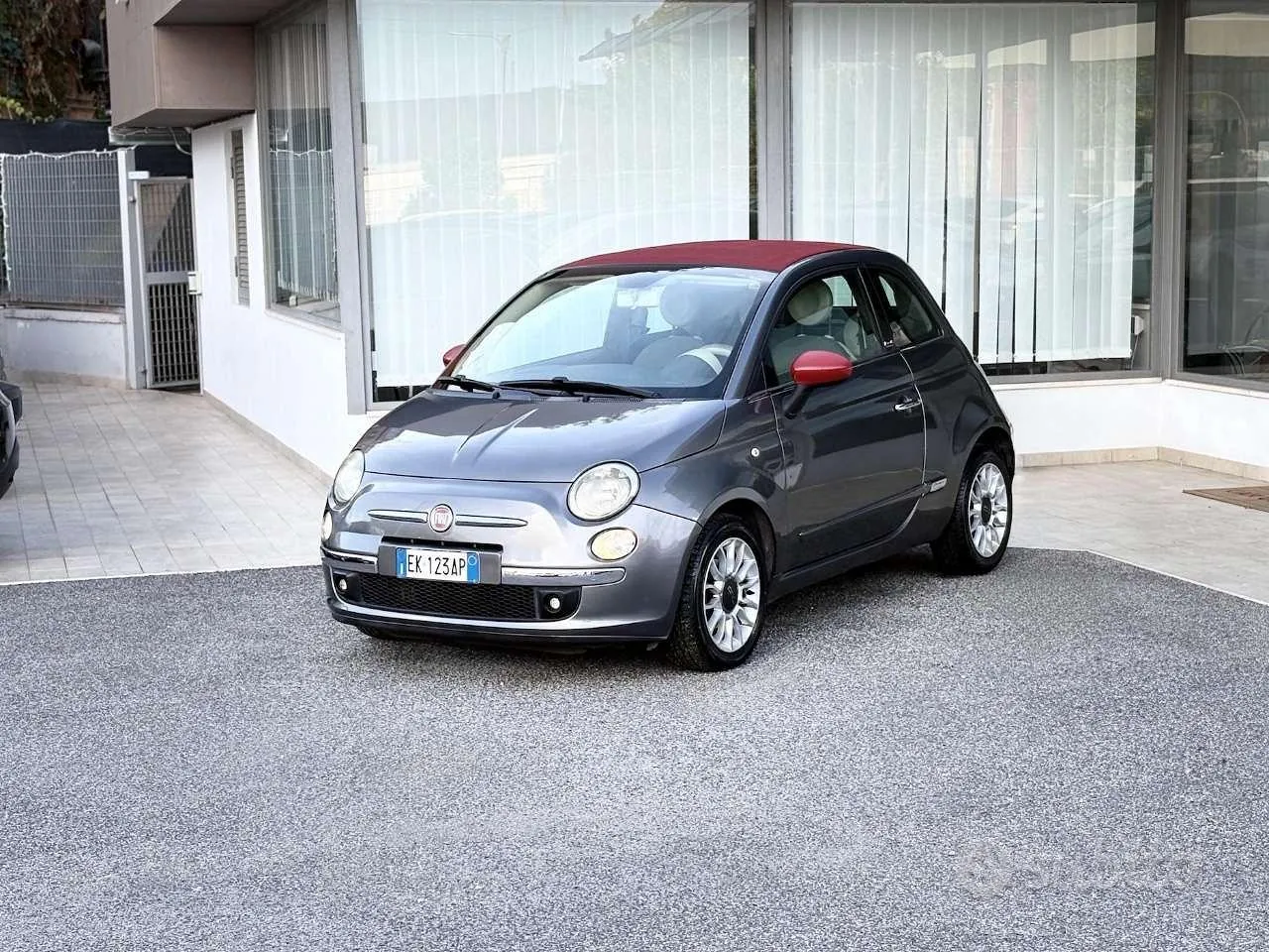 Fiat 500 Cabrio 2011 photo 3
