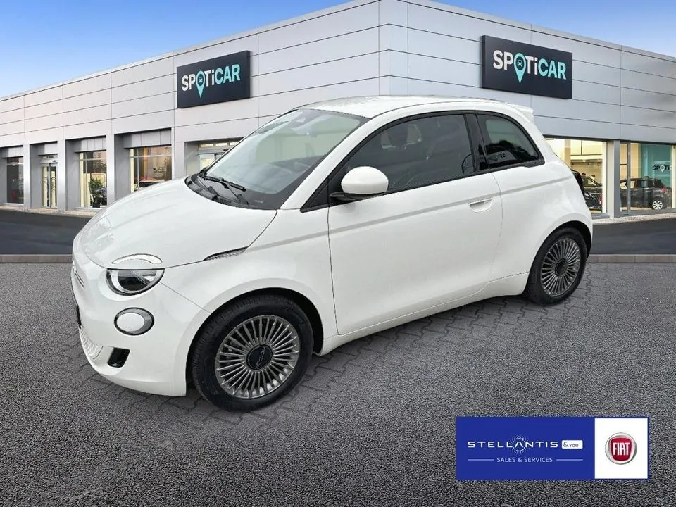 Fiat 500E