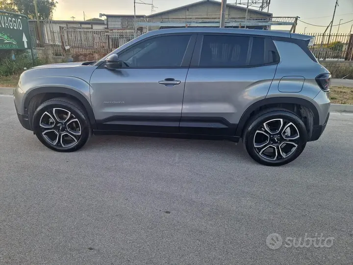 Jeep Avenger 2024 photo 2