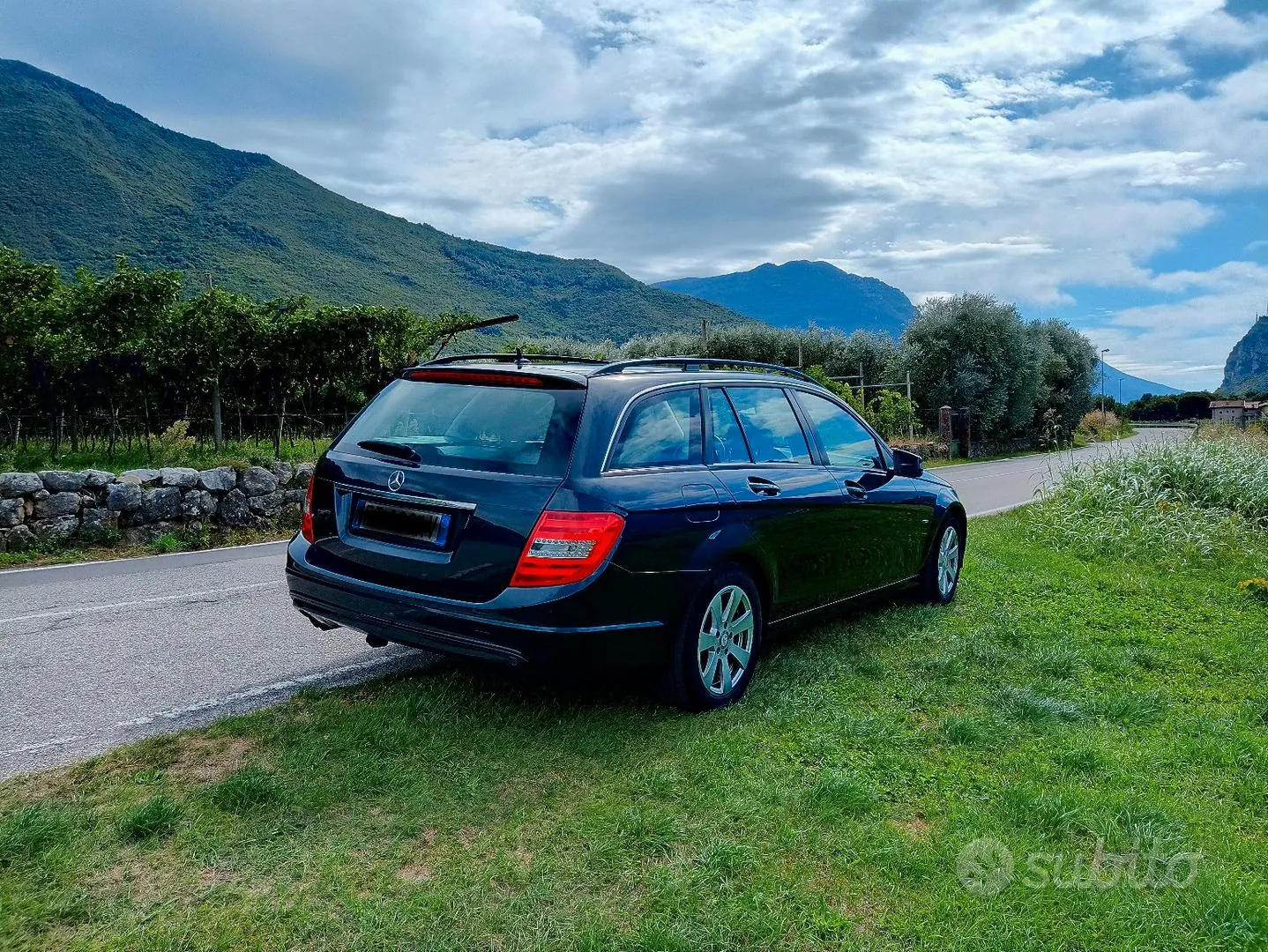 Mercedes-Benz C-Class 2011 photo 5