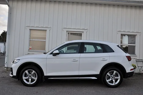 Audi Q5 2023 photo 3