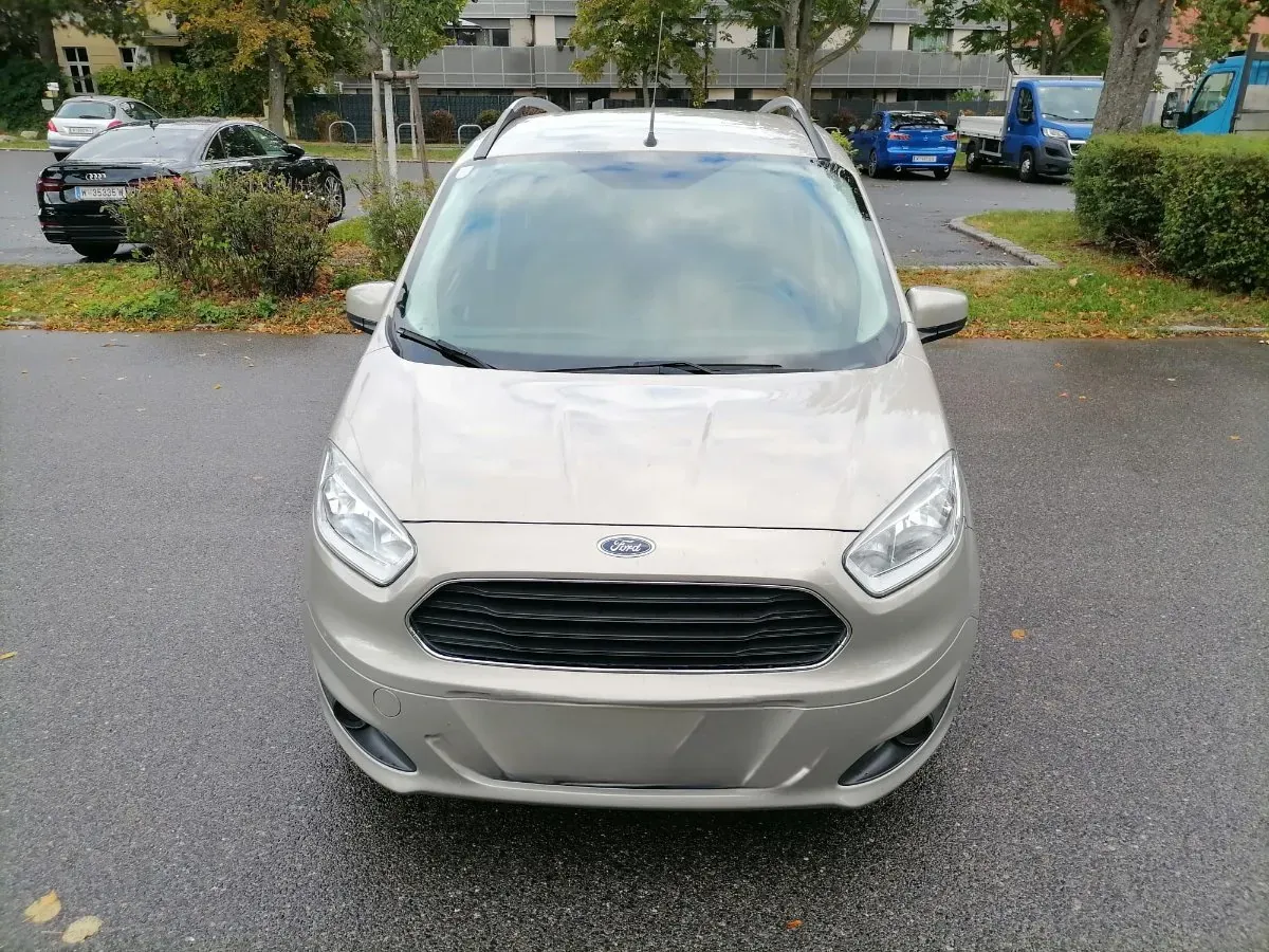 Ford Tourneo