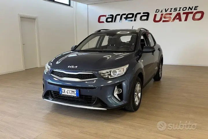 Kia Stonic 2023 photo 3
