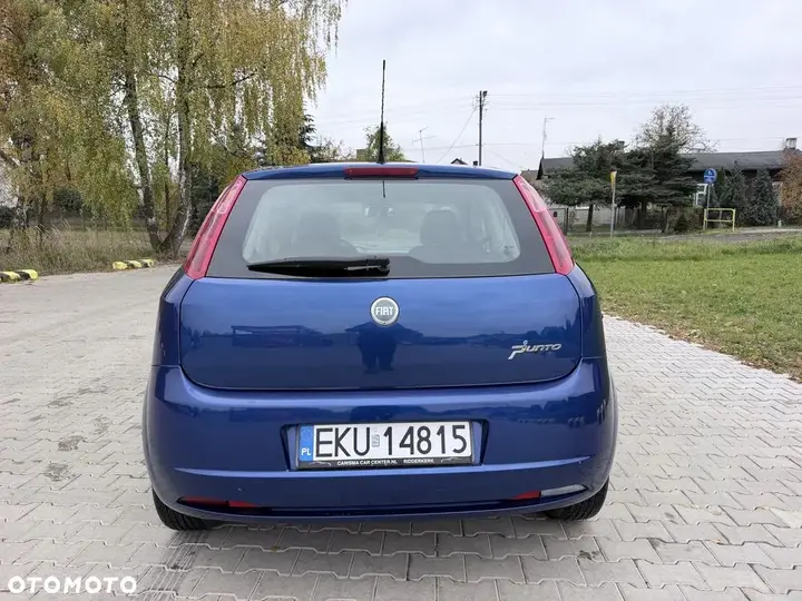 Fiat Grande Punto 2007 photo 3