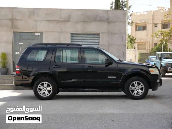 Ford Explorer 2008 photo 2
