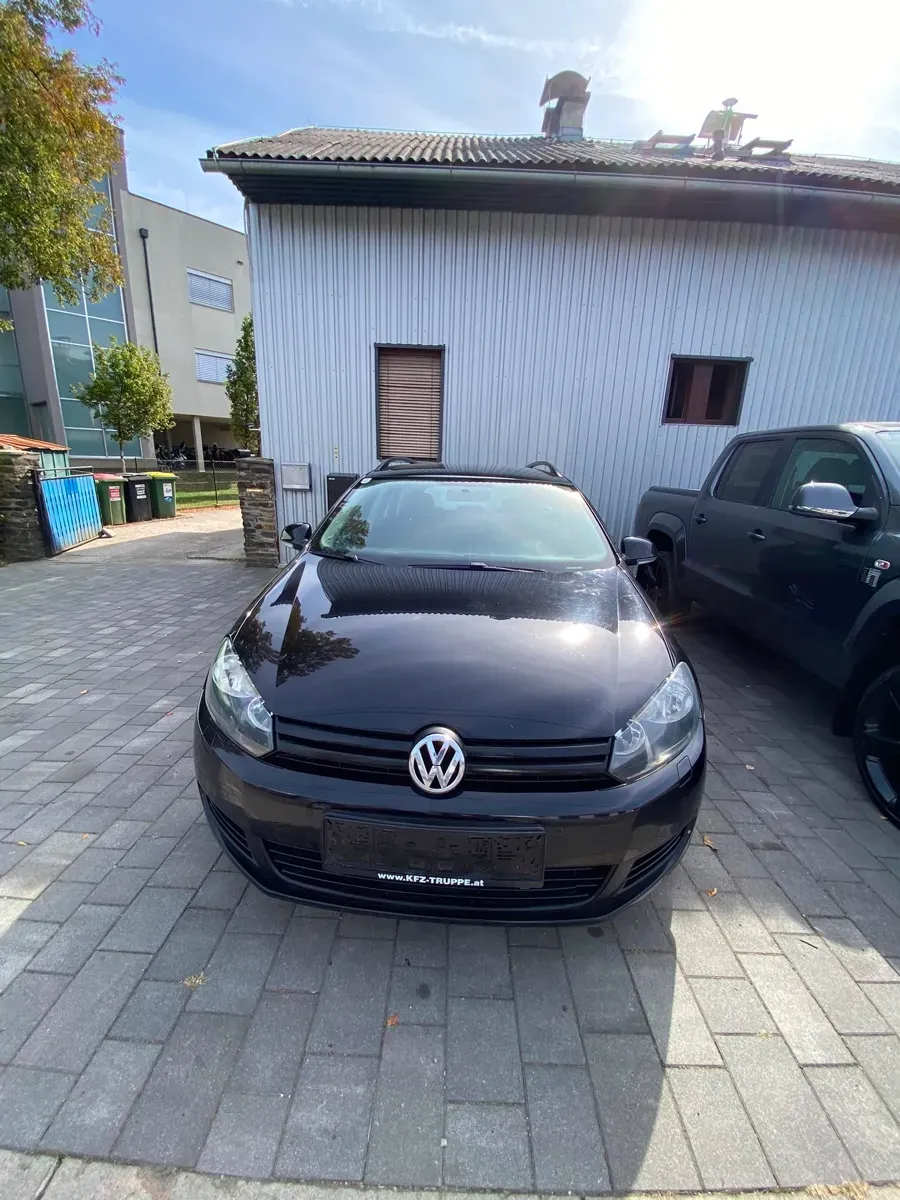 Volkswagen Golf 2012 photo 3