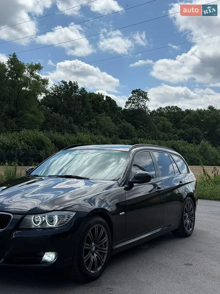 BMW 3 Series 2009 photo 3