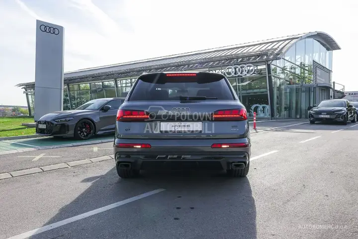 Audi Q7 2025 photo 5