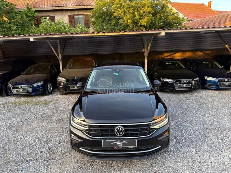 Volkswagen Tiguan 2021 photo 2