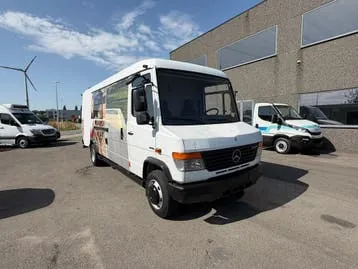 Mercedes-Benz Vario 816