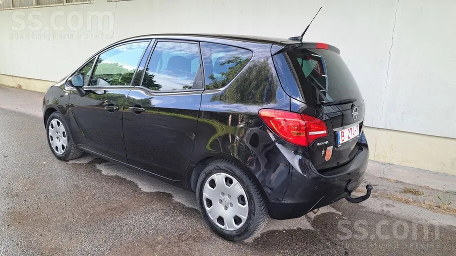 Opel Meriva 2011 photo 2