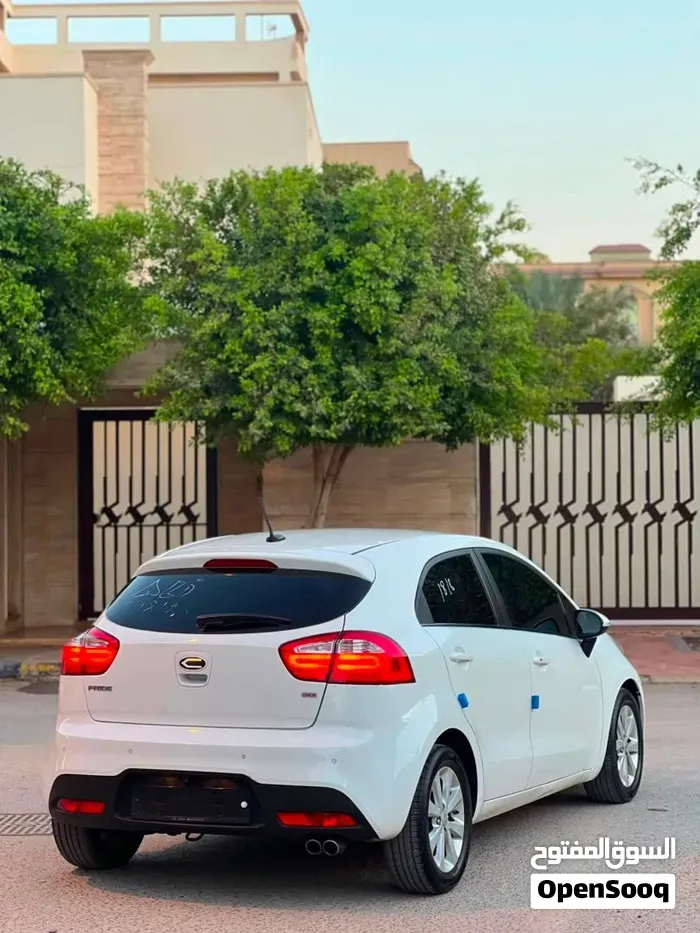 Kia Rio 2014 photo 4