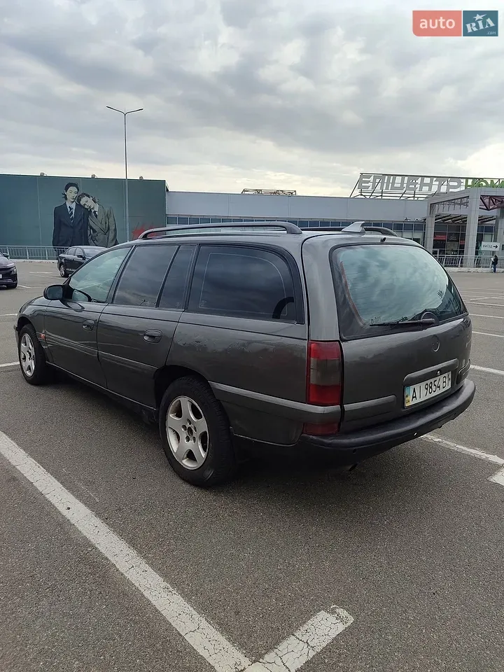 Opel Omega 1999 photo 2
