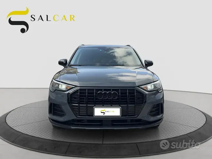 Audi Q3 2019 photo 2