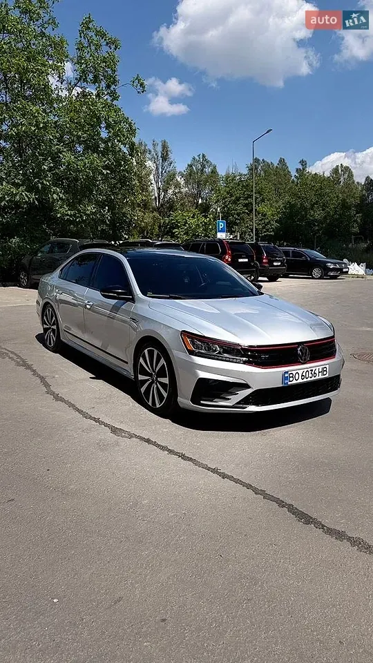 Volkswagen Passat 2018 photo 3