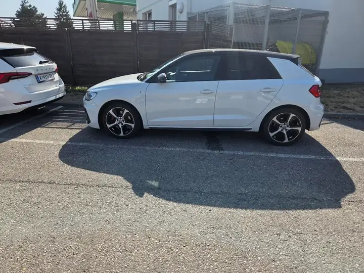 Audi A1 2019 photo 2