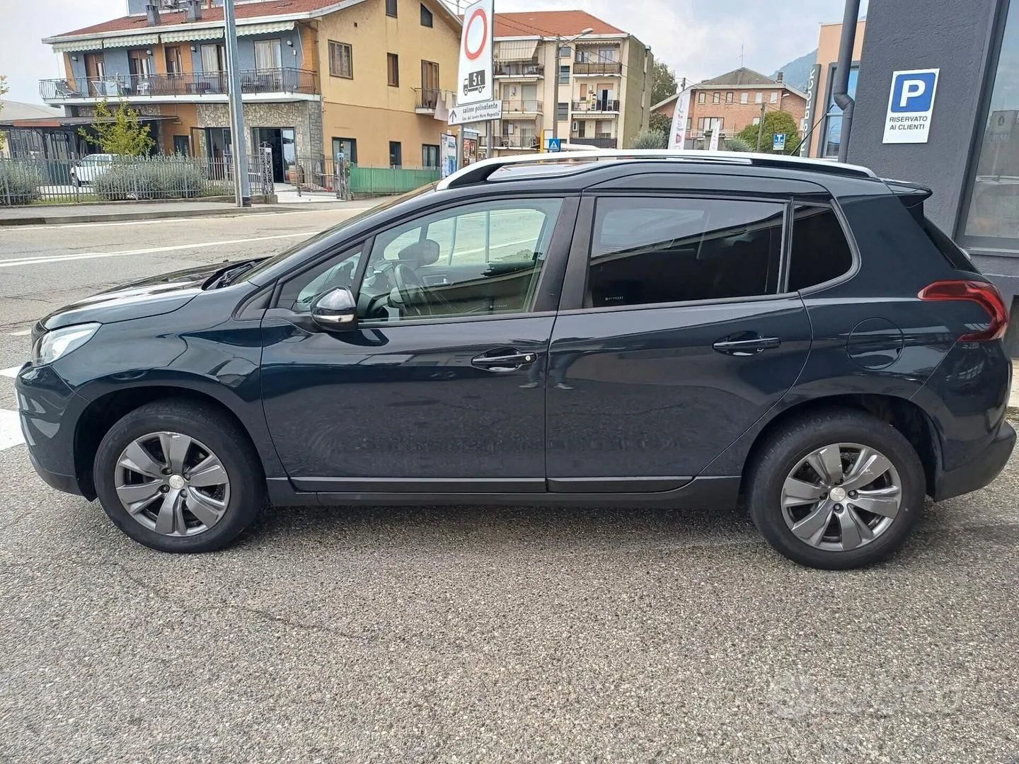 Peugeot 2008 2019 photo 4