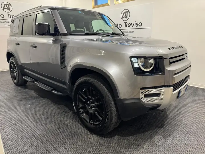 Land Rover Defender 2020 photo 4