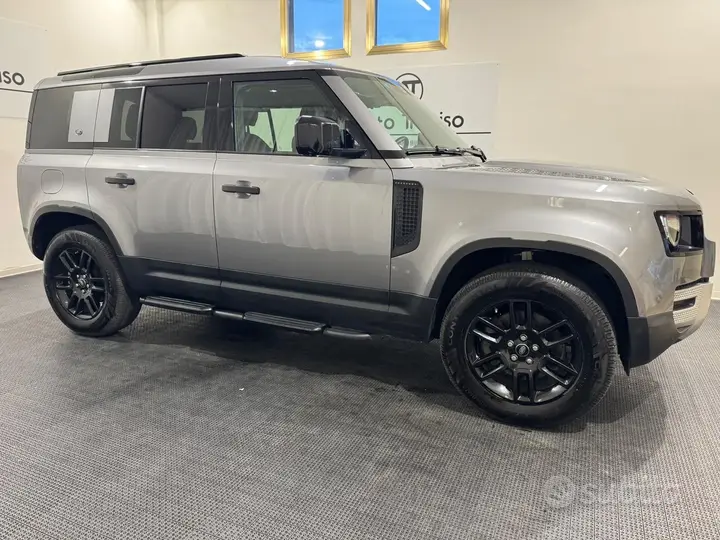 Land Rover Defender 2020 photo 3