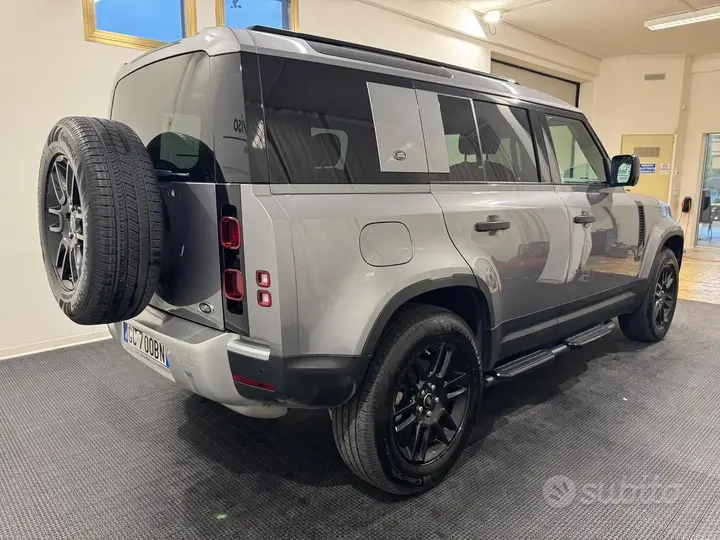 Land Rover Defender 2020 photo 5