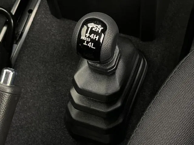 Suzuki Jimny 2026 photo 4