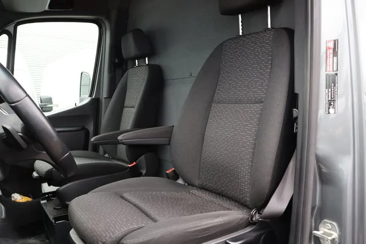 Mercedes-Benz Sprinter 2022 photo 2