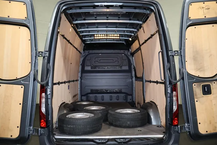 Mercedes-Benz Sprinter 2022 photo 3