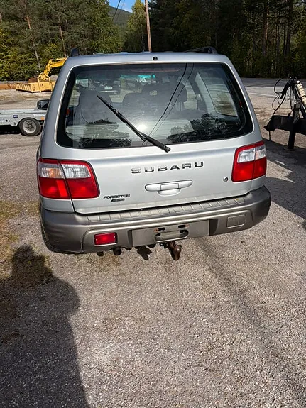 Subaru Forester 2001 photo 4
