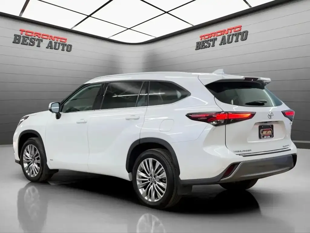 Toyota Highlander 2025 photo 5