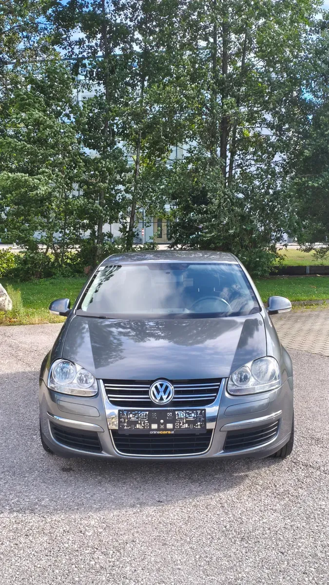 Volkswagen Jetta 2006 photo 2