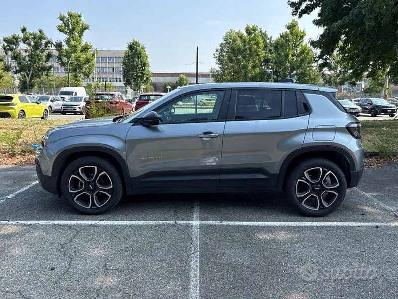 Jeep Avenger 2025 photo 2