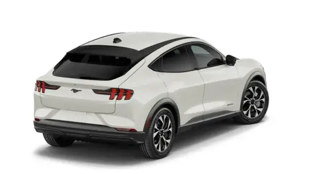Ford Mustang Mach-E 2026 photo 4